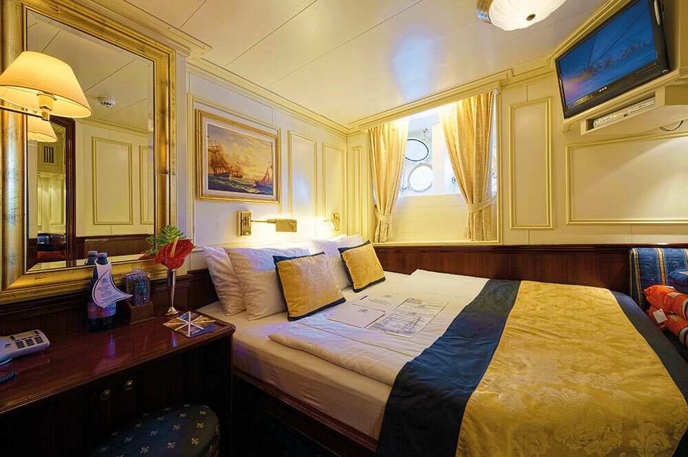 Category 2 - Large Outside Cabins